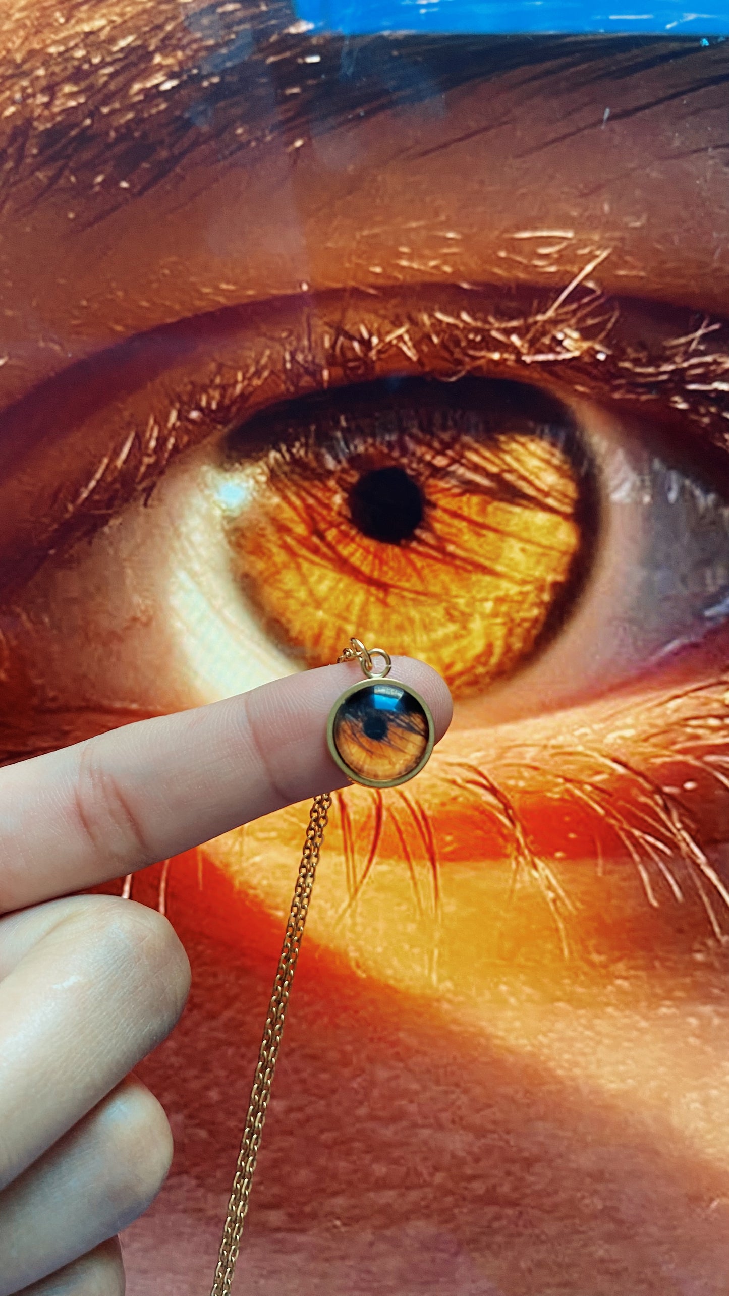 Collar mirada encapsulada